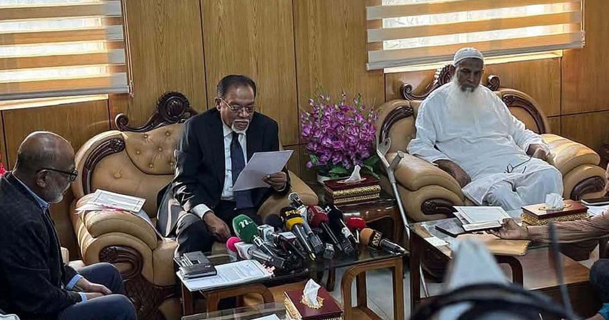 মন্ত্রিসভায় ঐতিহাসিক সিদ্ধান্ত: ঈদের আগেই খতিব, ইমাম ও মুয়াজ্জিনদের সম্মানী প্রদান শুরু।